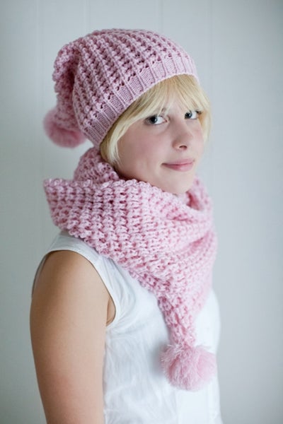 Neulehiippis tupsulla, v.pun