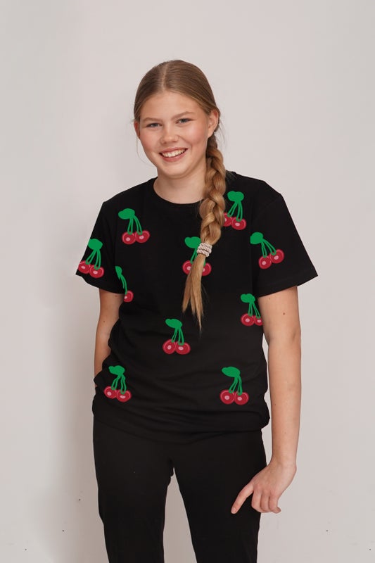 Kirsikka-paita, musta
